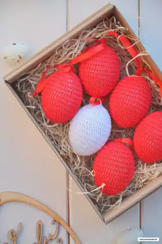 Sada háčkovaných vajíčok, červené s bielym 1