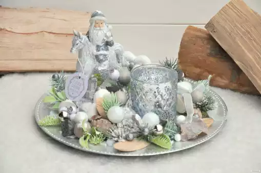 Vianočný tanier, s koníkom a sv. Mikulášom, v striebornej 1